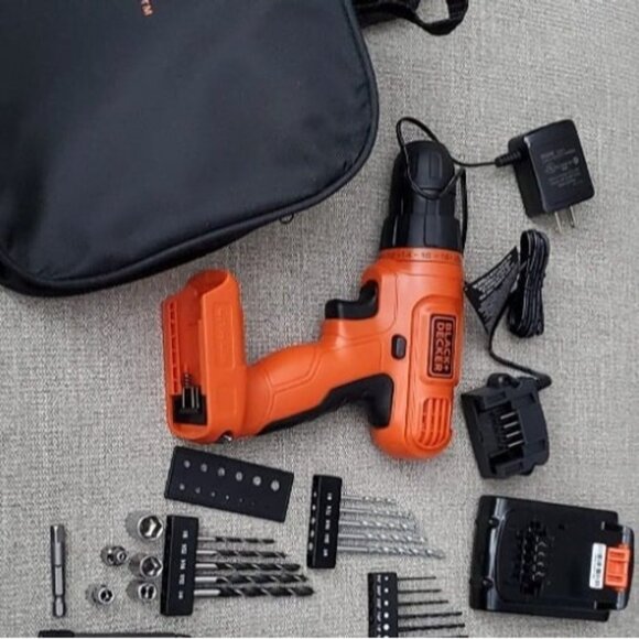 20V MAX* POWERCONNECT Cordless Drill Kit + 100 pc. Kit - Picture 1 of 2